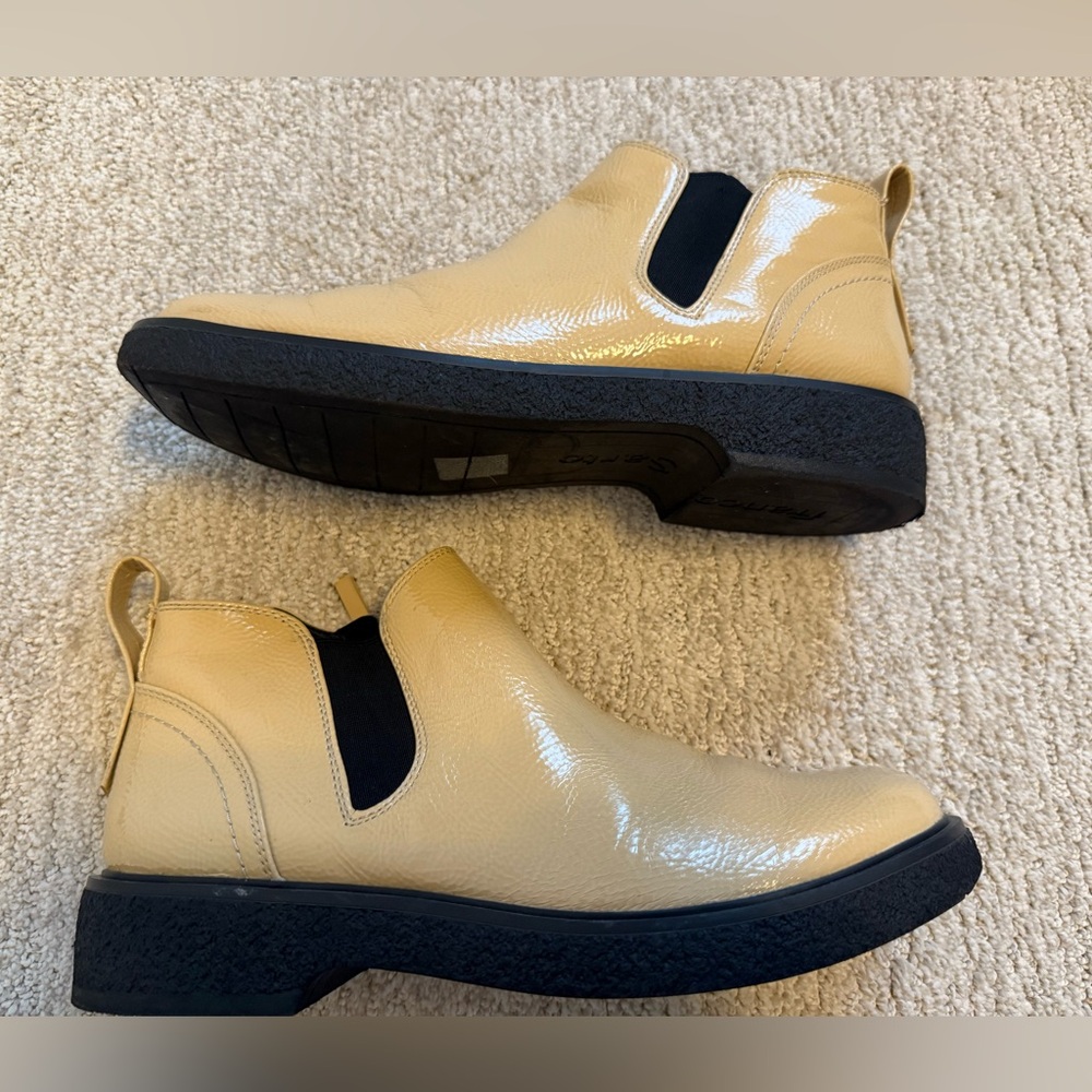 Women’s Franco Sarto Tan Jellisa Zip Up Ankle Boots Size 8.5M Preowned